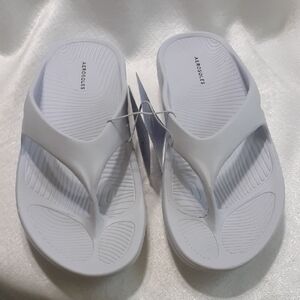 AEROSOLES Women's White Slide Slippers Size 6W NWT